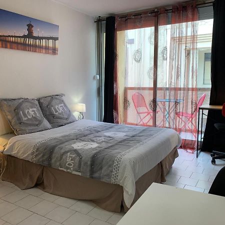 Nimes Studio Parking Dhuoda Kültér fotó